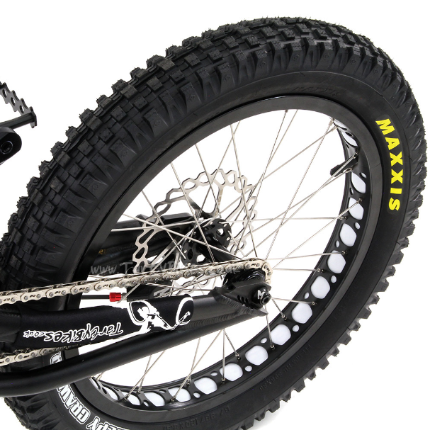 maxxis creepy crawler bike tire